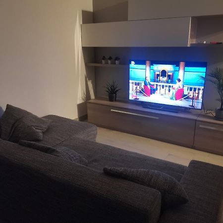 Ferienwohnung Shining House In Mailand Exterior foto